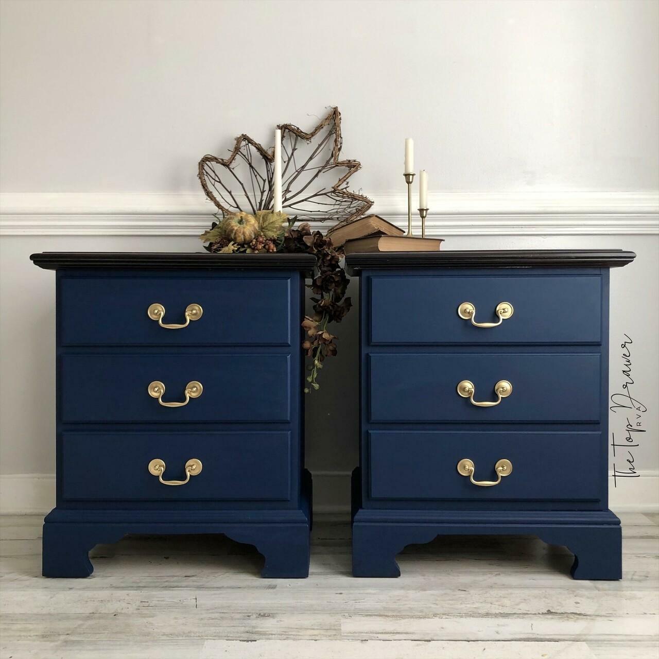 Bunker Hill Blue Dixie Belle Chalk Mineral Paint - Same Day Shipping - No VOC - Chalk Paint for Furniture and Cabinets - Water Based Paint - belleandbeau850