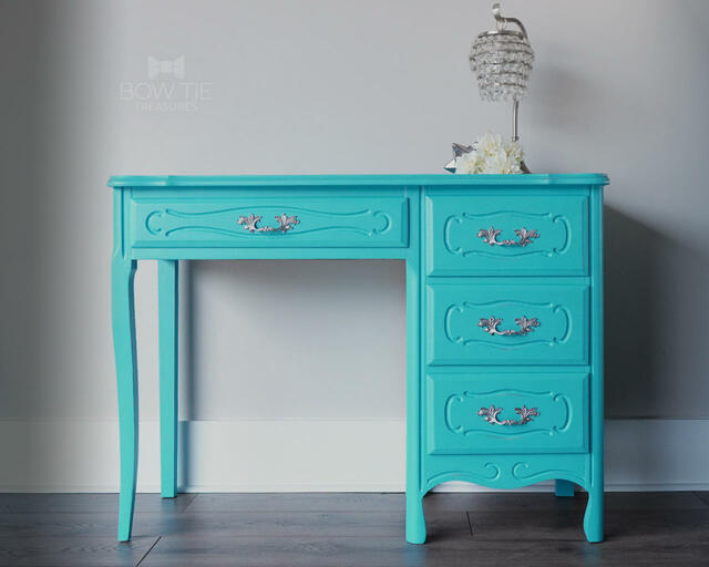 Pure Ocean Dixie Belle Chalk Mineral Paint - Same Day Shipping - No VOC - Chalk Paint for Furniture and Cabinets - Water Based Paint - belleandbeau850