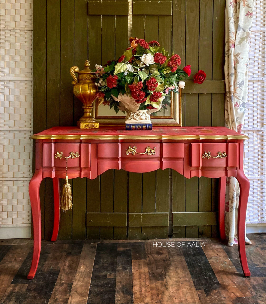 Rustic Red Dixie Belle Chalk Mineral Paint - Same Day Shipping - No VOC - Chalk Paint for Furniture and Cabinets - Water Based Paint - belleandbeau850